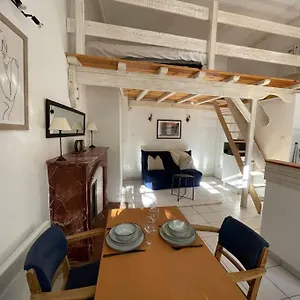 https://studio-la-maison-dore-luchon.midi-pyreneeshotels.com